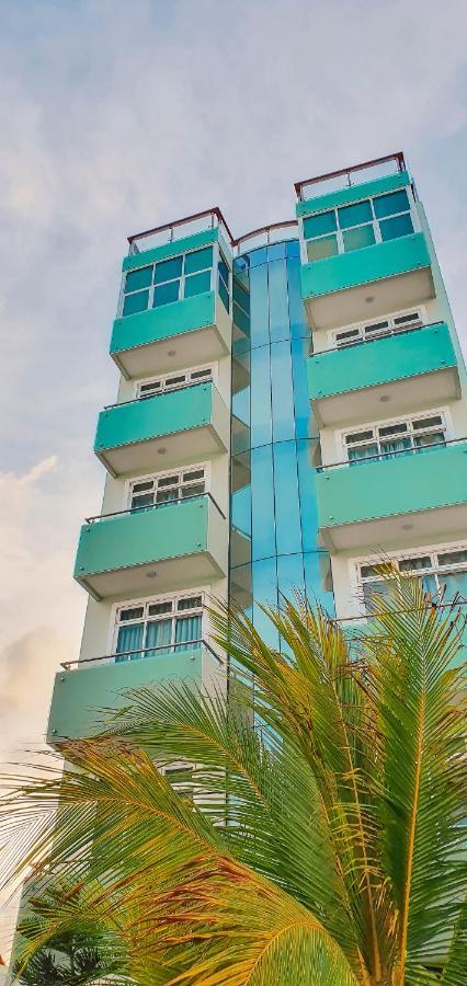 Acacia Beach Hotel ฮุลฮูมาเล ภายนอก รูปภาพ