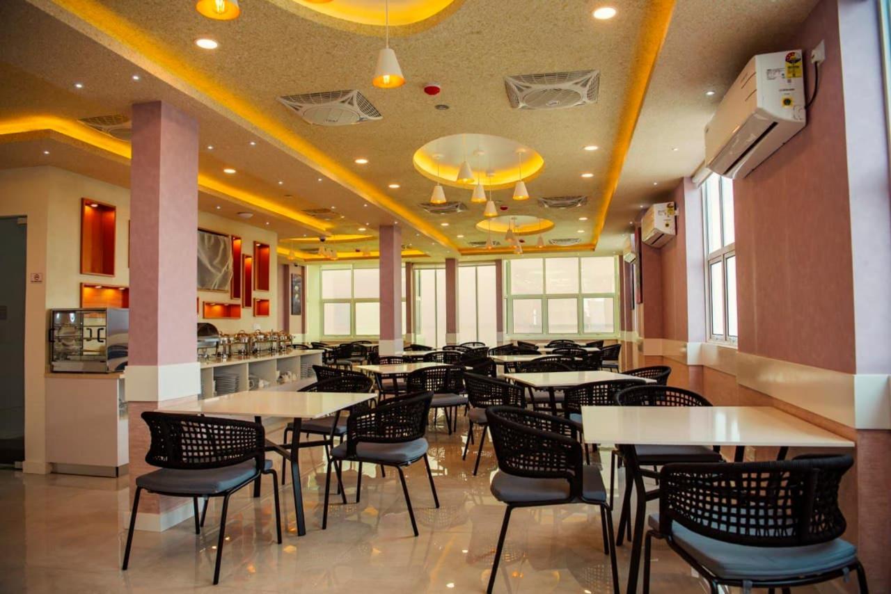Acacia Beach Hotel ฮุลฮูมาเล ภายนอก รูปภาพ