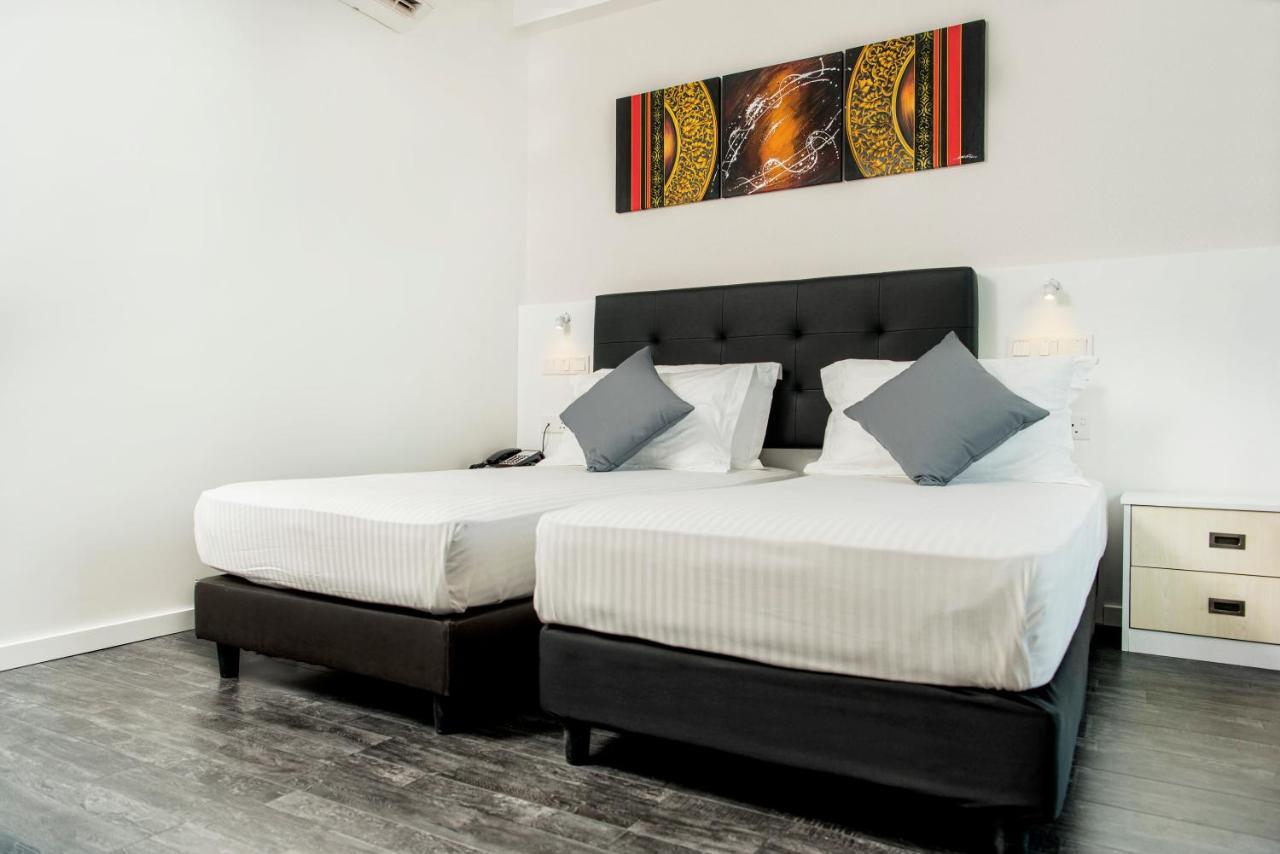 Acacia Beach Hotel ฮุลฮูมาเล ภายนอก รูปภาพ